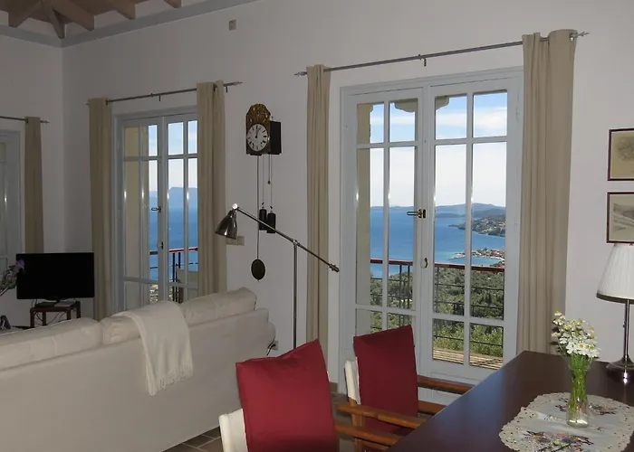 Holiday home Drei Grazien- Luxurioese Mit Eigenem Pool By Interhome *