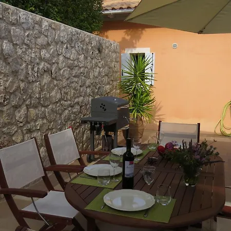Drei Grazien- Luxurioese Mit Eigenem Pool By Interhome Prázdninový dům